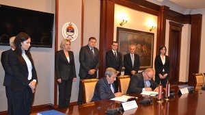 Slika potpisivanej UB KC